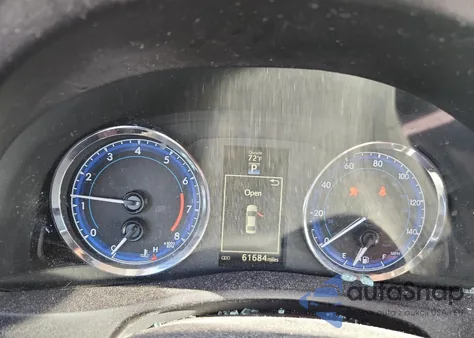 2017 Toyota Corolla L z USA, uszkodzony, nr VIN 5YFBURHE2HP595386